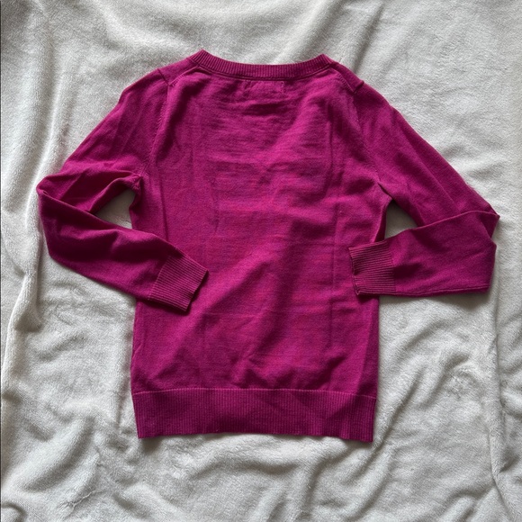 Banana Republic V-Neck Wool Sweater in Fuchsia- size XS - Picture 3 of 7